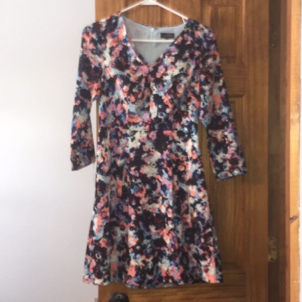 Dress - Picture 2 of 3